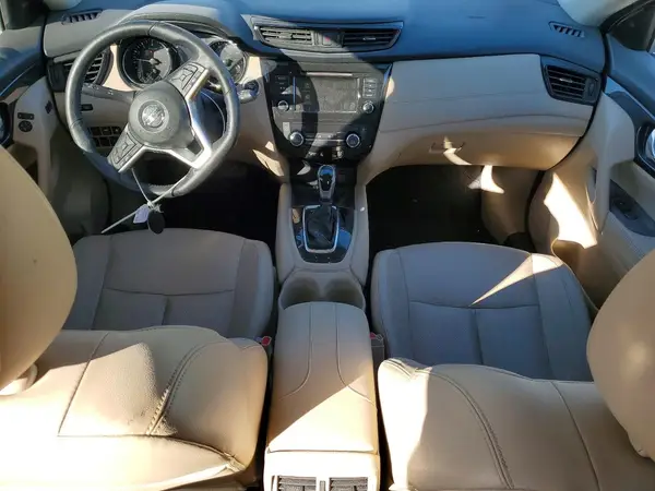 5N1AT2MTXJC846708 2018 NISSAN ROGUE - Image 8