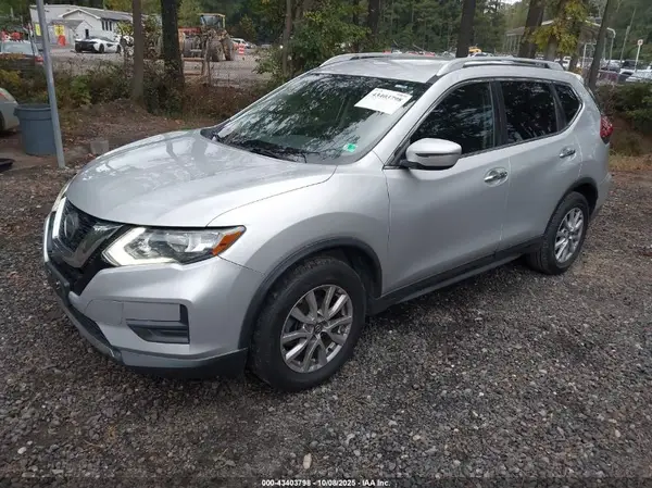 5N1AT2MTXKC702092 2019 NISSAN ROGUE - Image 2