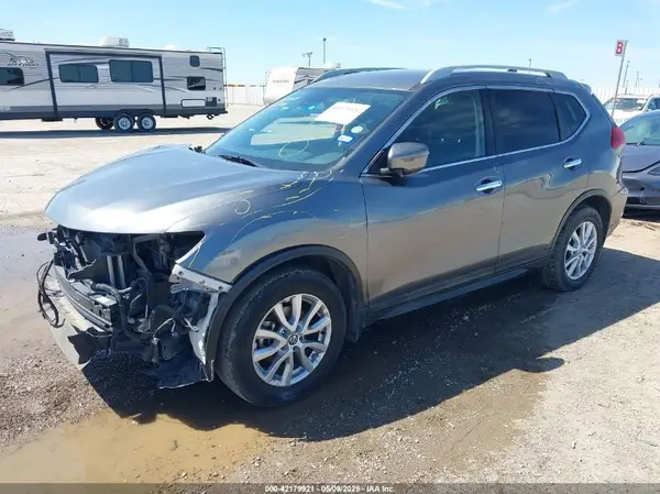 5N1AT2MTXKC713447 2019 NISSAN ROGUE - Image 2
