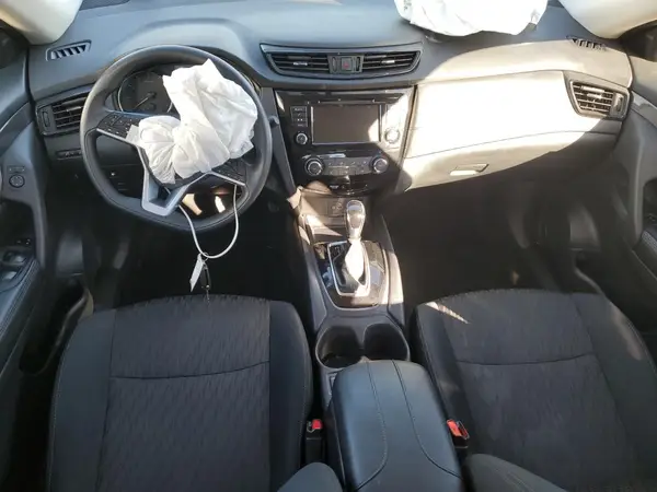 5N1AT2MTXKC713822 2019 NISSAN ROGUE - Image 8