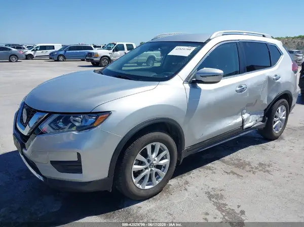5N1AT2MTXKC716395 2019 NISSAN ROGUE - Image 2