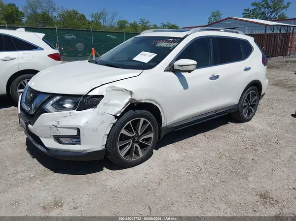 5N1AT2MTXKC722214 2019 NISSAN ROGUE - Image 2