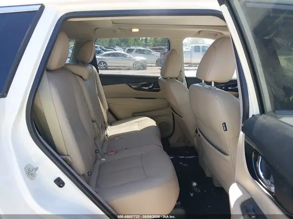 5N1AT2MTXKC722214 2019 NISSAN ROGUE - Image 8