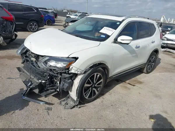 5N1AT2MTXKC737635 2019 NISSAN ROGUE - Image 2