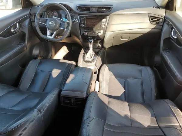 5N1AT2MTXKC738803 2019 NISSAN ROGUE - Image 8