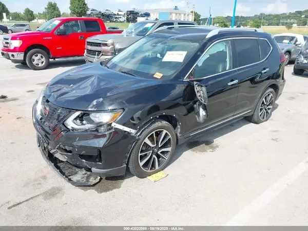 5N1AT2MTXKC761529 2019 NISSAN ROGUE - Image 2