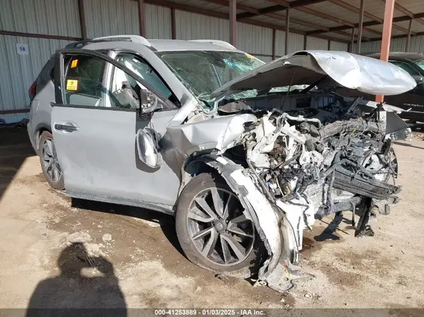 5N1AT2MTXKC762051 2019 NISSAN ROGUE - Image 1