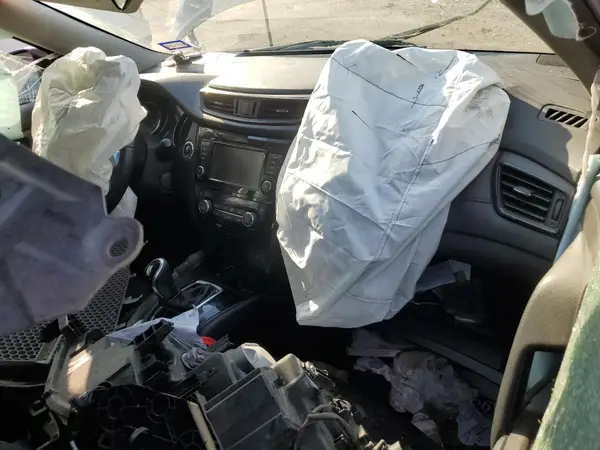 5N1AT2MTXKC767105 2019 NISSAN ROGUE - Image 8