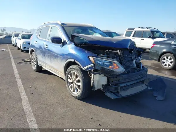 5N1AT2MTXKC768108 2019 NISSAN ROGUE - Image 1