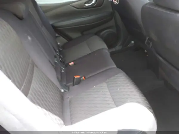 5N1AT2MTXKC772885 2019 NISSAN ROGUE - Image 8