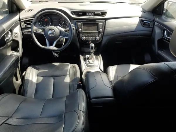 5N1AT2MTXKC775656 2019 NISSAN ROGUE - Image 8