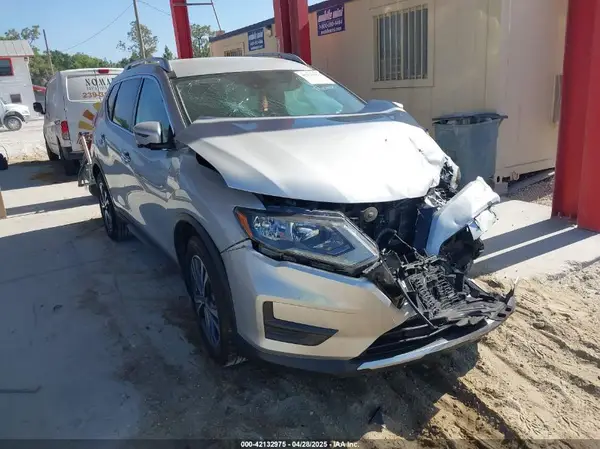 5N1AT2MTXKC778816 2019 NISSAN ROGUE - Image 1
