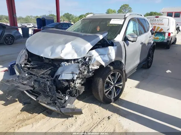 5N1AT2MTXKC778816 2019 NISSAN ROGUE - Image 2