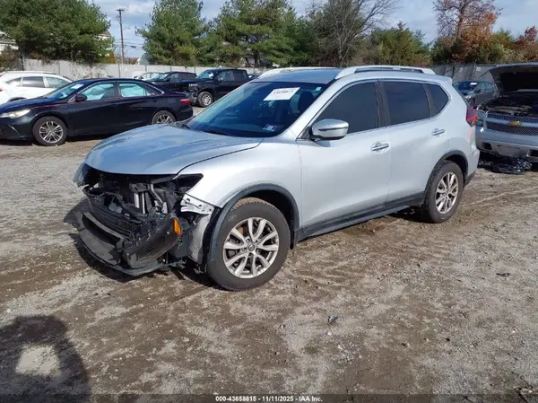 5N1AT2MTXKC800507 2019 NISSAN ROGUE - Image 2