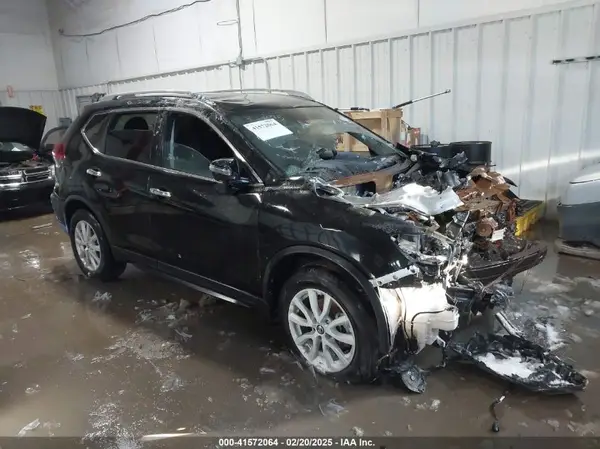 5N1AT2MTXKC800698 2019 NISSAN ROGUE - Image 1