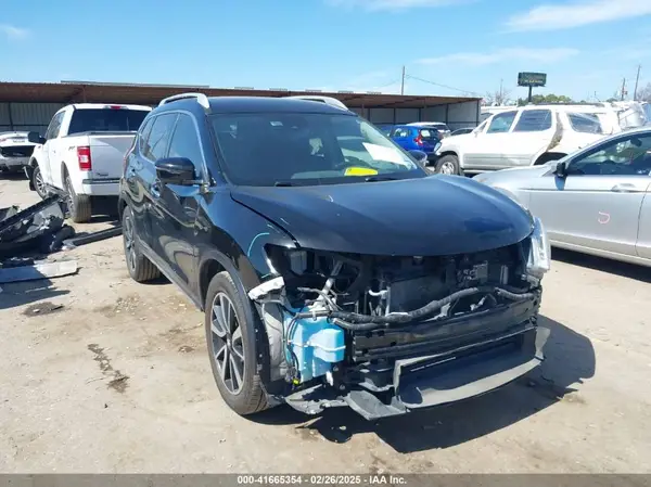 5N1AT2MTXKC813158 2019 NISSAN ROGUE - Image 1