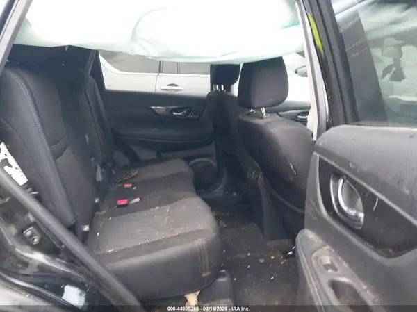 5N1AT2MTXKC821745 2019 NISSAN ROGUE - Image 8
