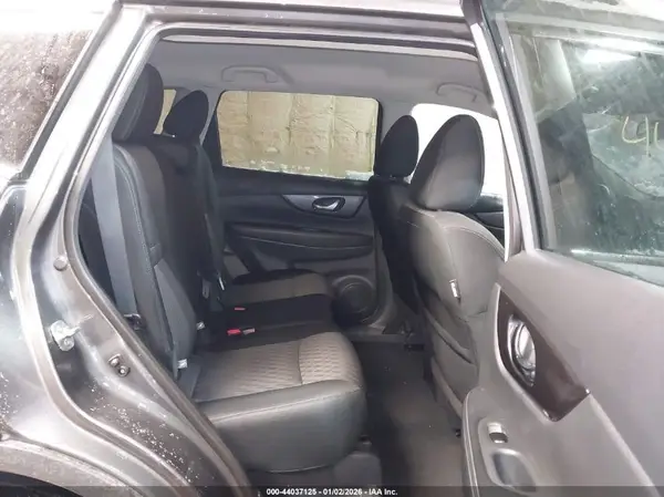 5N1AT2MTXKC826721 2019 NISSAN ROGUE - Image 8
