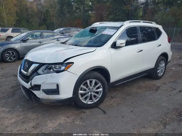 5N1AT2MTXKC827612 2019 NISSAN ROGUE - Image 2
