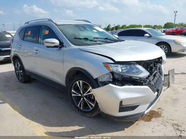 5N1AT2MTXLC720948 2020 NISSAN ROGUE - Image 1