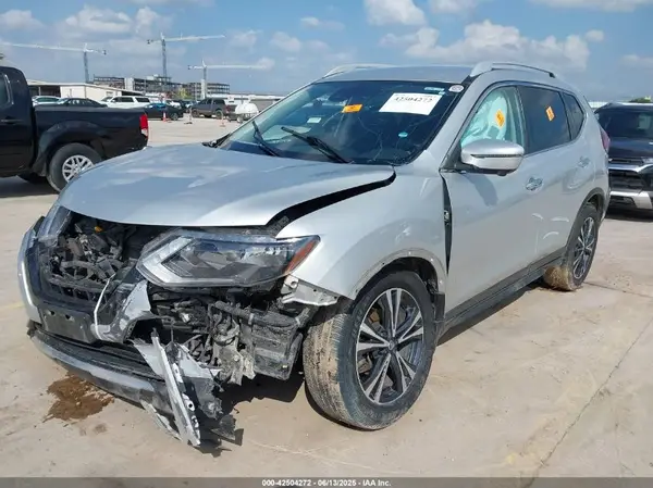 5N1AT2MTXLC720948 2020 NISSAN ROGUE - Image 2