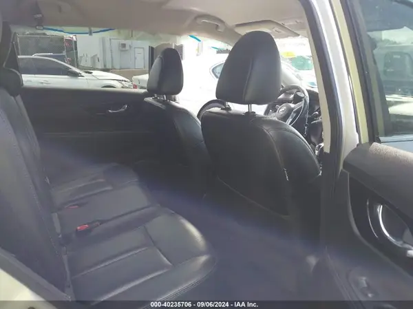 5N1AT2MTXLC731464 2020 NISSAN ROGUE - Image 8