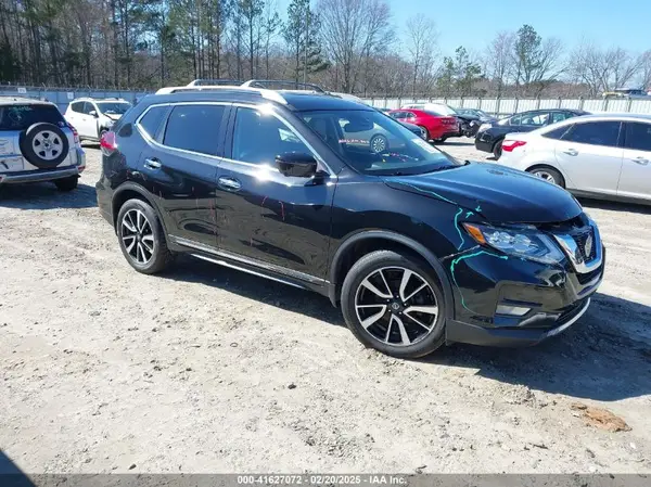 5N1AT2MTXLC745669 2020 NISSAN ROGUE - Image 1
