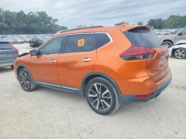 5N1AT2MTXLC745722 2020 NISSAN ROGUE - Image 2