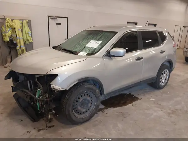 5N1AT2MV0GC735580 2016 NISSAN ROGUE - Image 2