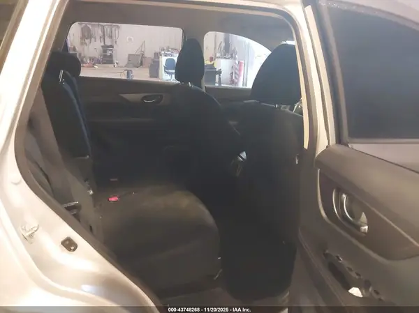 5N1AT2MV0GC735580 2016 NISSAN ROGUE - Image 8