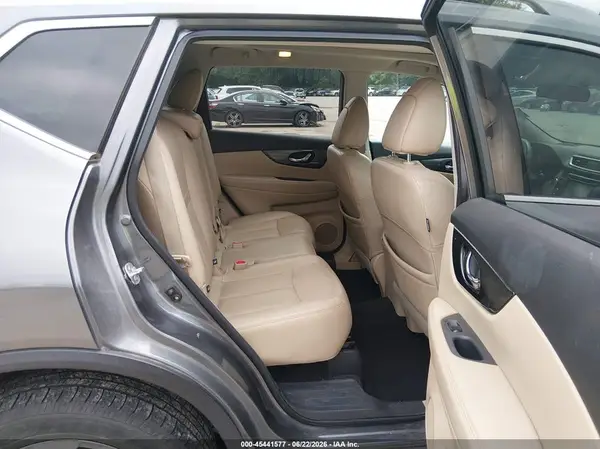 5N1AT2MV0GC746949 2016 NISSAN ROGUE - Image 8