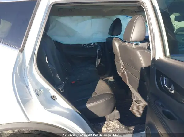 5N1AT2MV0GC748460 2016 NISSAN ROGUE - Image 8