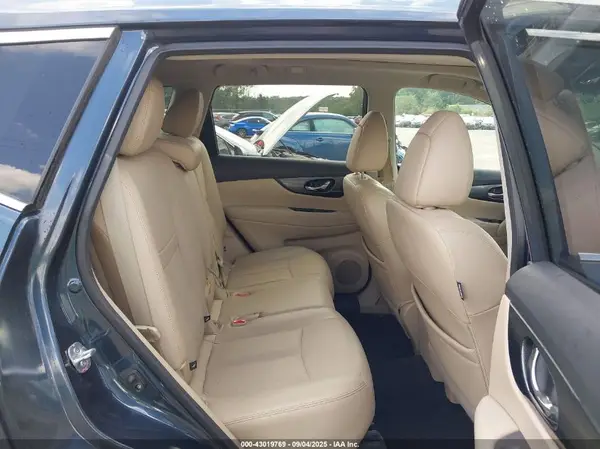 5N1AT2MV0GC754419 2016 NISSAN ROGUE - Image 8