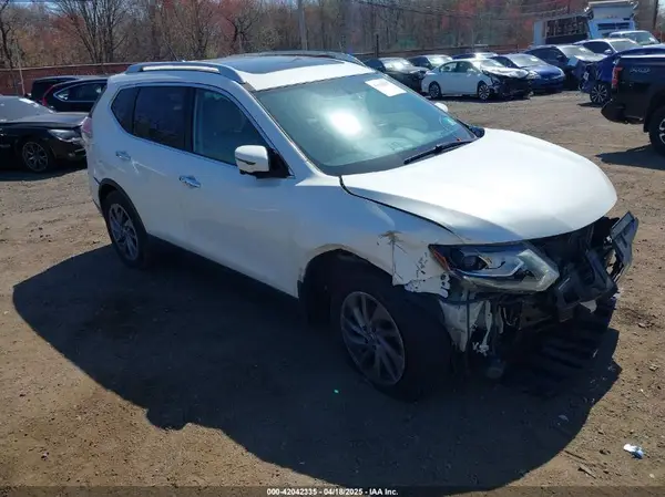 5N1AT2MV0GC755778 2016 NISSAN ROGUE - Image 1