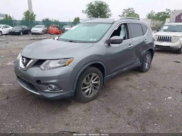 5N1AT2MV0GC758275 2016 NISSAN ROGUE - Image 2