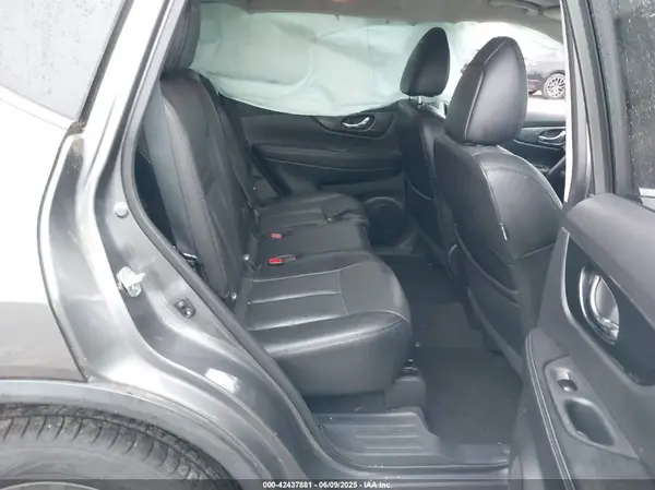 5N1AT2MV0GC758275 2016 NISSAN ROGUE - Image 8