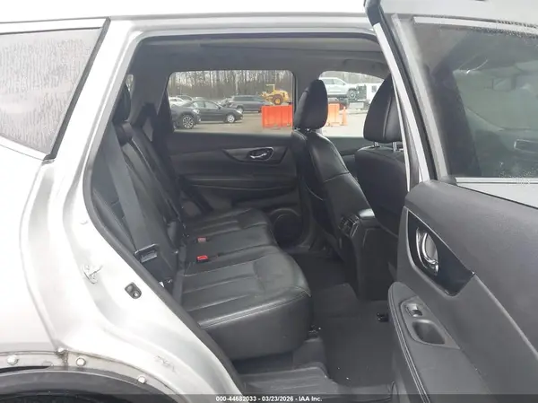 5N1AT2MV0GC772905 2016 NISSAN ROGUE - Image 8