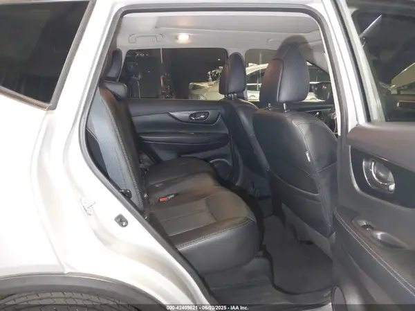 5N1AT2MV0GC787727 2016 NISSAN ROGUE - Image 8