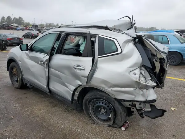 5N1AT2MV0GC789140 2016 NISSAN ROGUE - Image 2