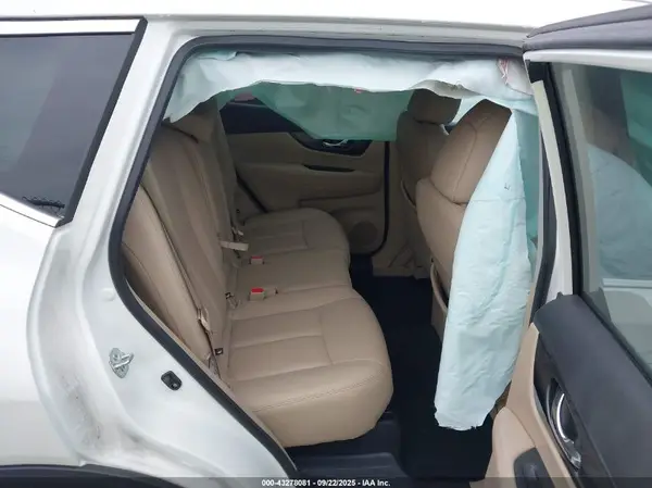 5N1AT2MV0GC790109 2016 NISSAN ROGUE - Image 8