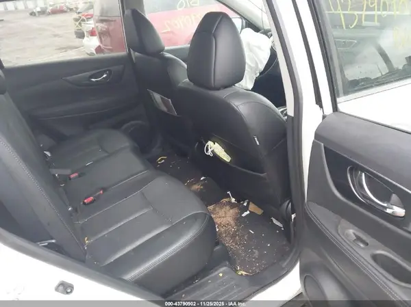 5N1AT2MV0GC790899 2016 NISSAN ROGUE - Image 8