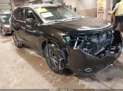 5N1AT2MV0GC807331 2016 NISSAN ROGUE