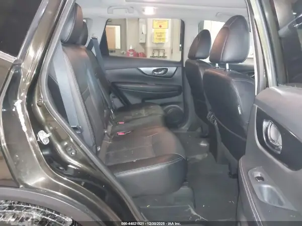 5N1AT2MV0GC807331 2016 NISSAN ROGUE - Image 8
