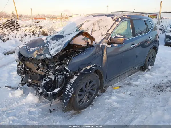 5N1AT2MV0GC808169 2016 NISSAN ROGUE - Image 2