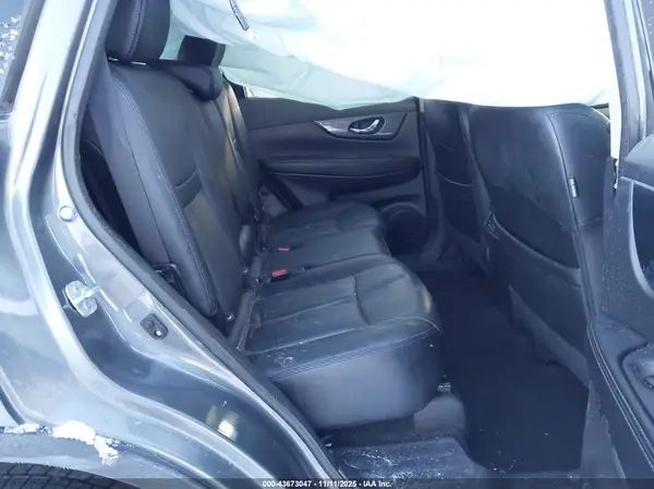 5N1AT2MV0GC808169 2016 NISSAN ROGUE - Image 8