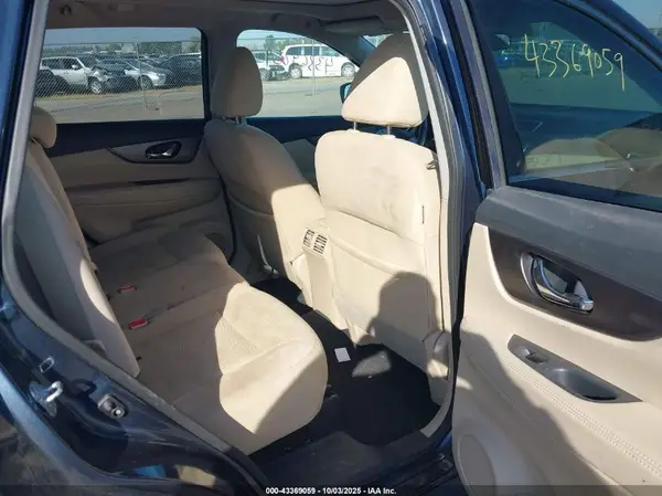 5N1AT2MV0GC812917 2016 NISSAN ROGUE - Image 8