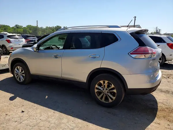 5N1AT2MV0GC813775 2016 NISSAN ROGUE - Image 2