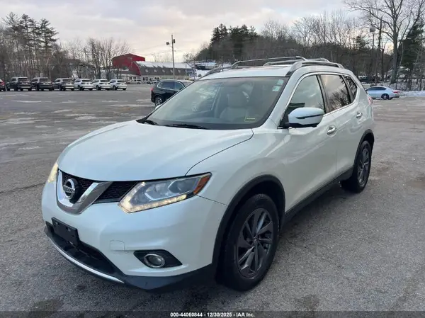 5N1AT2MV0GC832715 2016 NISSAN ROGUE - Image 2