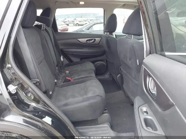 5N1AT2MV0GC837364 2016 NISSAN ROGUE - Image 8