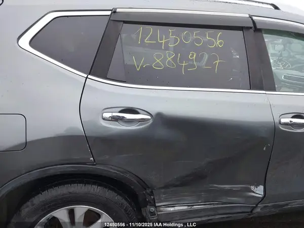 5N1AT2MV0GC884927 2016 NISSAN ROGUE - Image 8